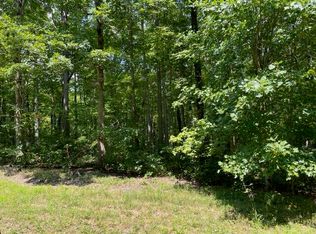 9 Cumberland Cove Rd, Monterey, TN 38574