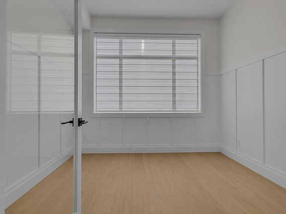 5th image of 4217 Old Clayburn Rd #11