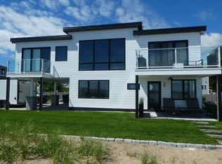 13 Sea Breeze Ave, Biddeford, ME 04005