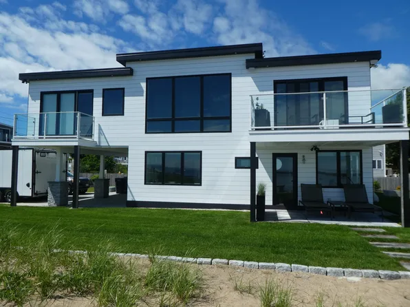 13 Sea Breeze Avenue, Biddeford, ME 04005