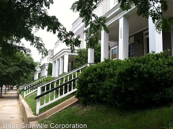 2nd image of 2012 Idlewood Ave APT D