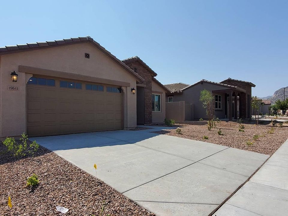 1st image of 19641 W Badgett Ln