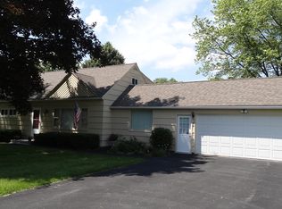 8 Wills Rd, Rochester, NY 14624