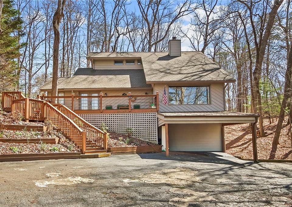 1st image of 334 Lake View Trce