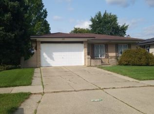13515 Terra Santa Dr, Sterling Heights, MI 48312