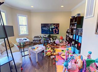 42 Stellman Rd FLOOR 2, Roslindale, MA 02131