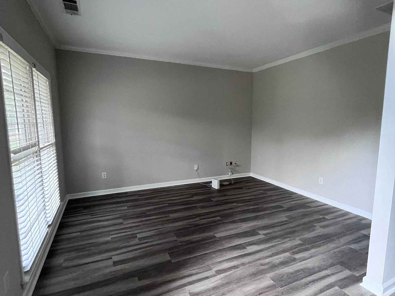 5 bed, 3.5 bath, 2941 sqft, $2,995 — Photo 3