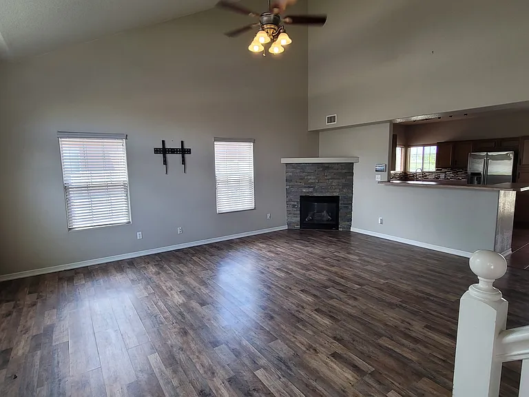 2432 Jack Creek Rd — Photo 4