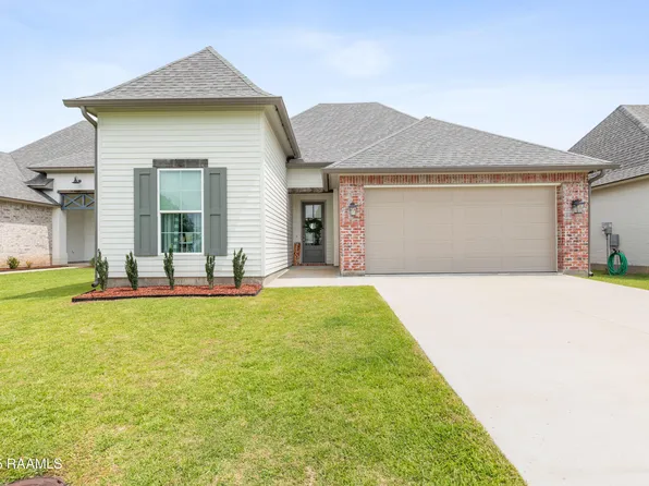 213 Octavia Dr, Scott, LA 70583