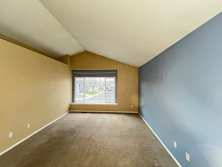 19061 E Linvale Pl — Photo 4