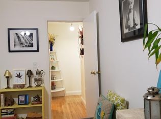 9 College Dr, Edison, NJ 08817