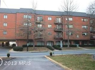 8 Russell Ave UNIT 204, Gaithersburg, MD