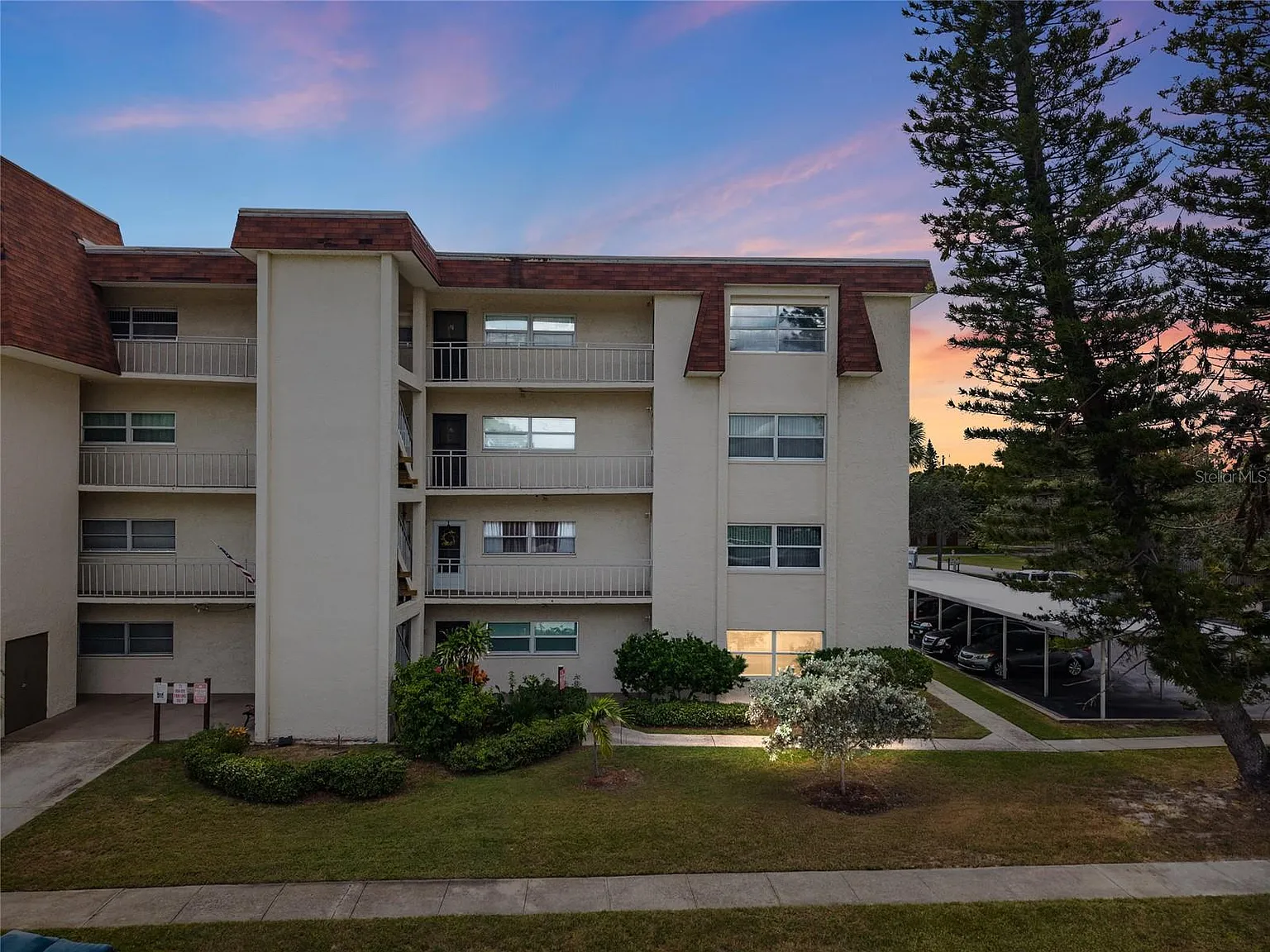 2 bed, 855 sqft, $1,500 — Photo 2