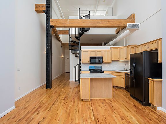 3rd image of 1555 California St APT 419