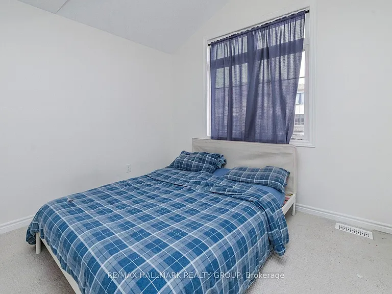 57 Caspian Row — Photo 17