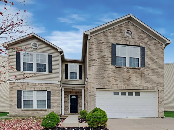 2945 Sentiment Ln, Greenwood, IN 46143