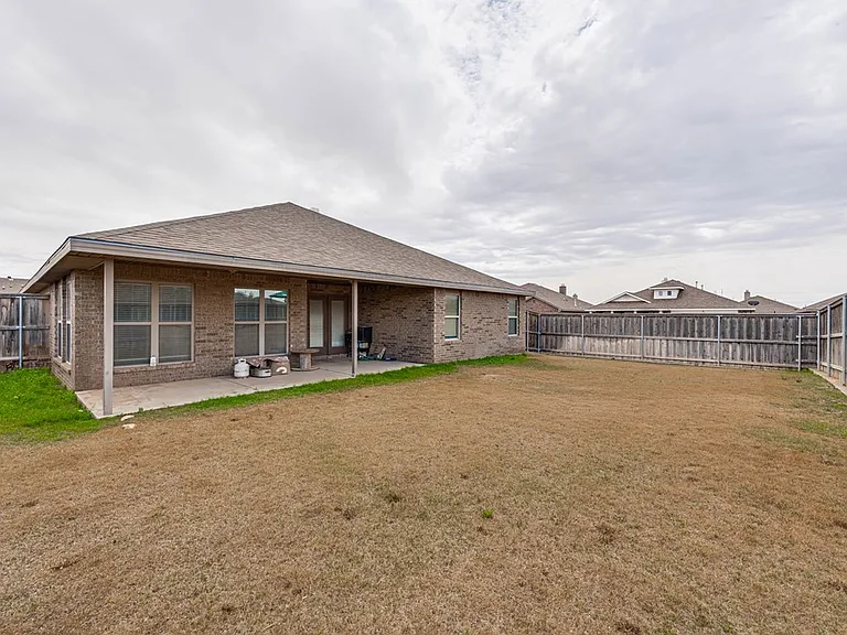 6901 Cattleman Dr — Photo 30