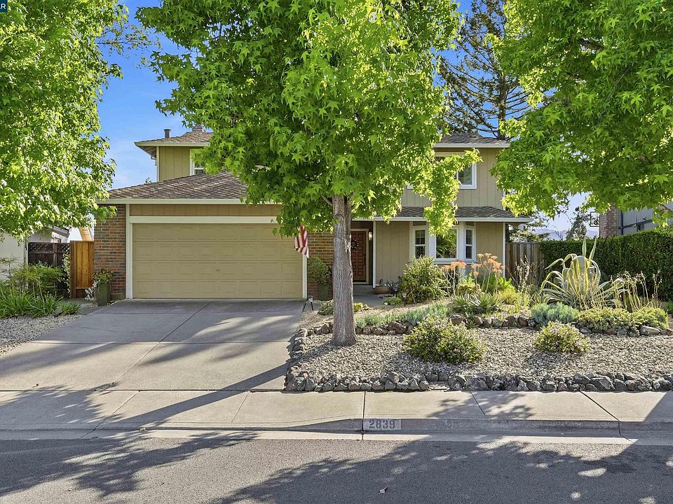 1st image of 2839 Rockridge Dr