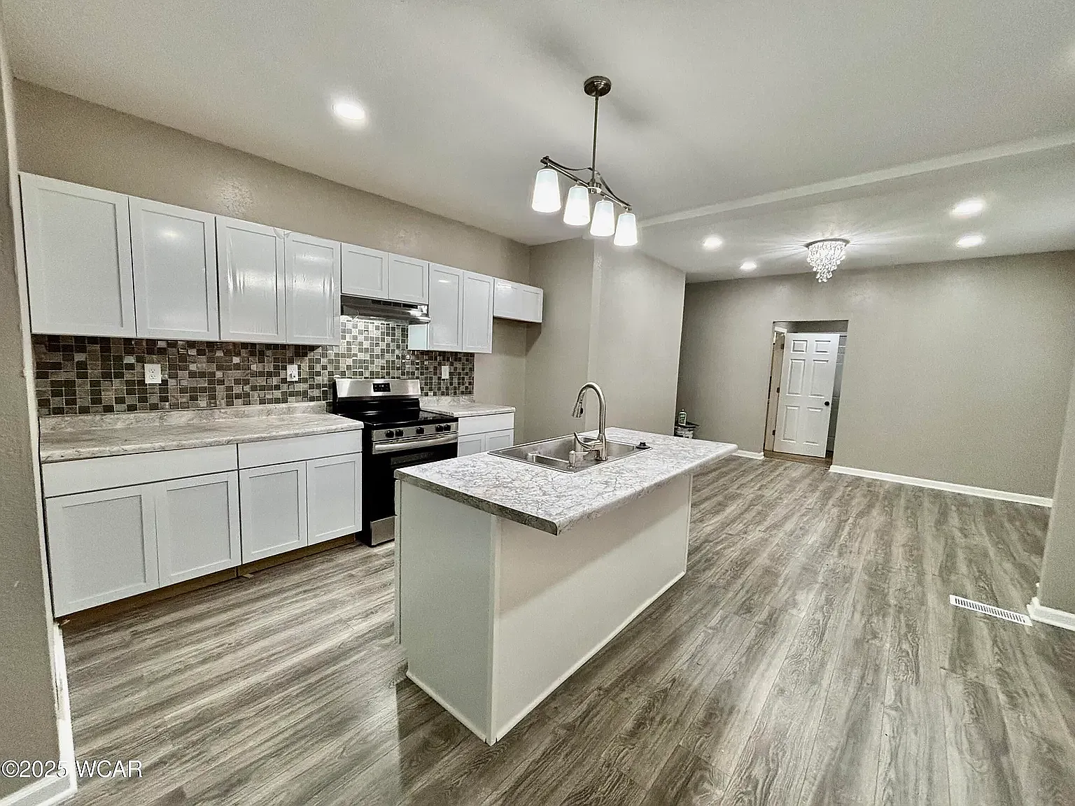 4 bed, 1565 sqft, $2,175 — Photo 4