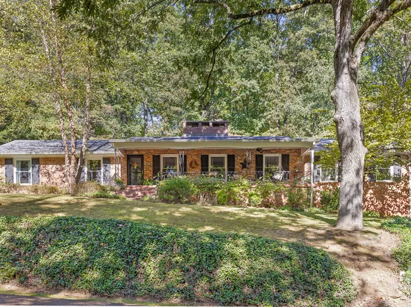 841 Ravine Rd, Signal Mountain, TN 37377