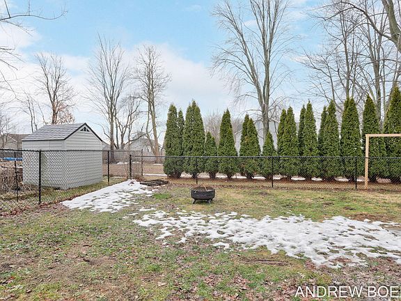4th image of 9570 Northwind Dr