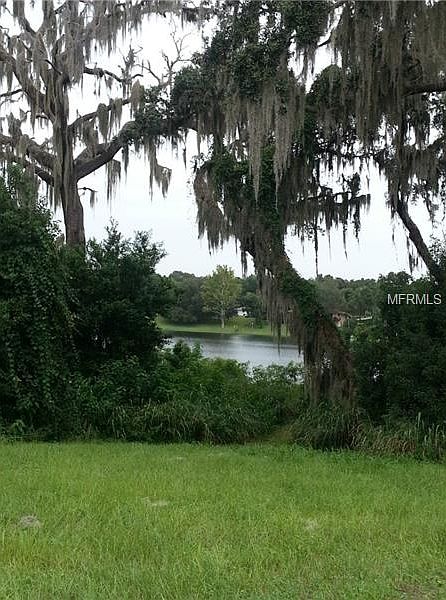 1st image of 519 Blue Water Edge Dr