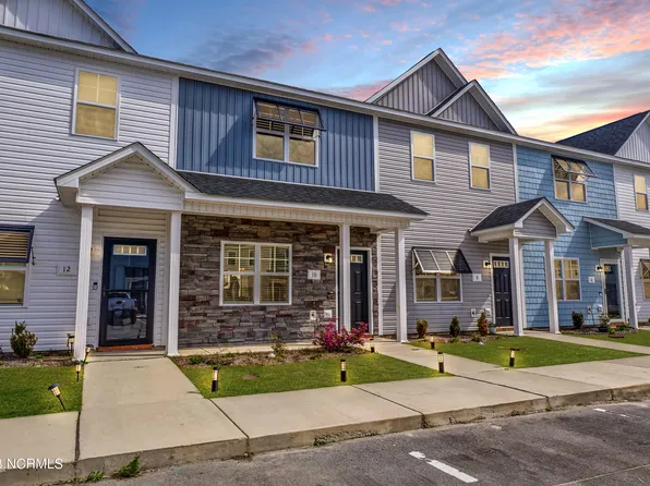 10 Outrigger Drive, Swansboro, NC 28584