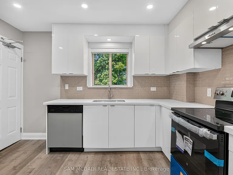 1153 Mona Rd — Photo 14