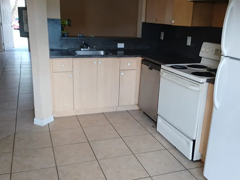 2931 SE 12th Rd #103 — Photo 14
