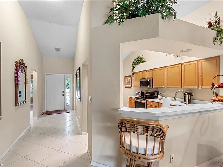 1980 Willow Bend Cir #7-204 — Photo 4