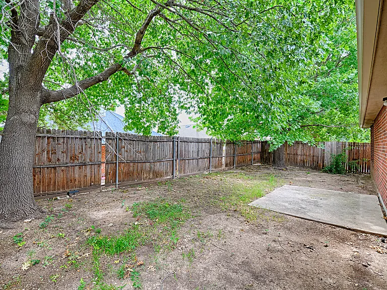 12988 Galaxy Dr — Photo 28