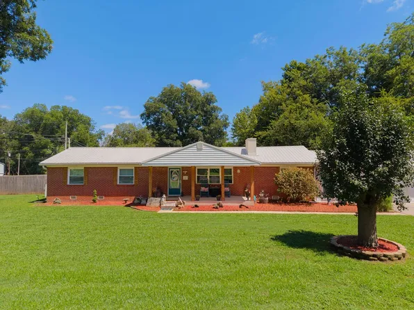 60 Lynn St, Morrison, TN 37357