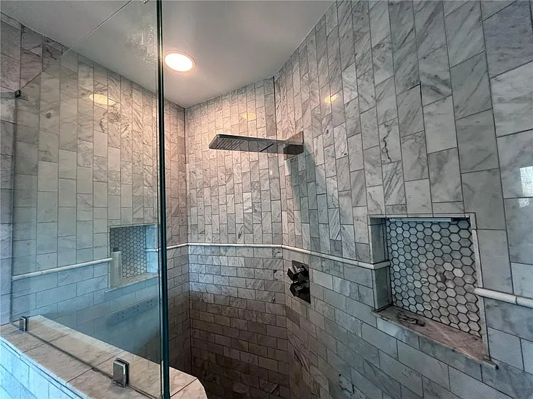 923 Peachtree St NE #928 — Photo 31
