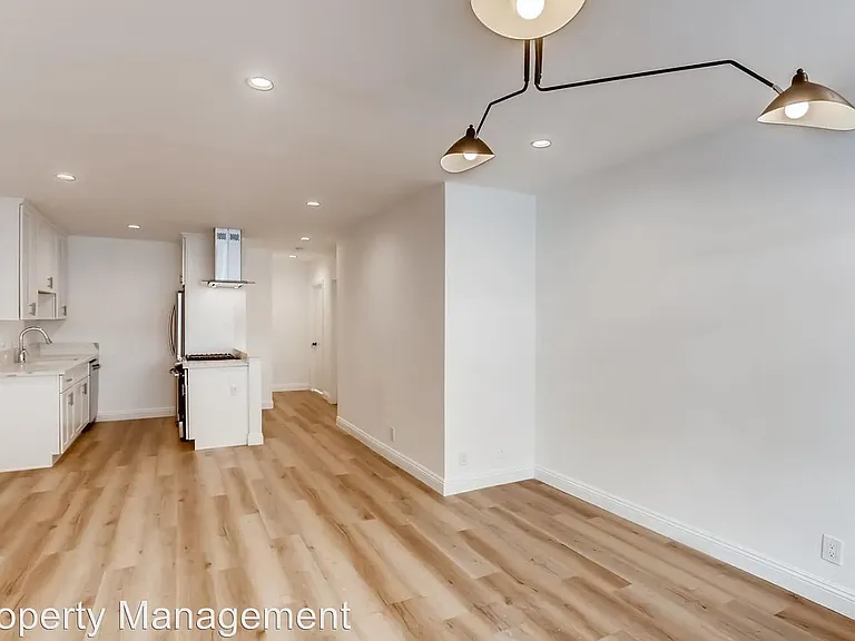 11807 Courtleigh Dr #3 — Photo 2