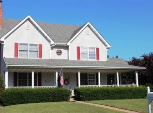 3919 S Meadowbrook Ave, Springfield, MO 65807