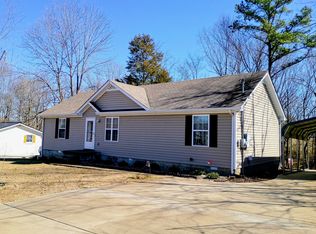 439 Hickory Bend Dr, Greenbrier, TN 37073