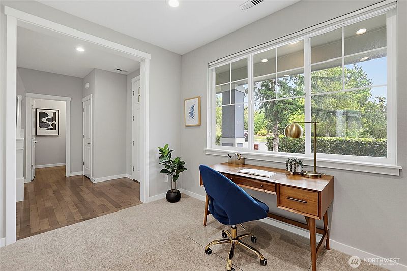5th image of 34331 SE Jacobia Street