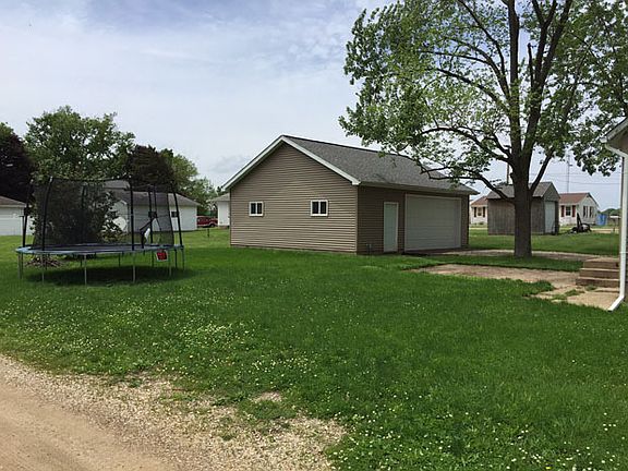 Alley View
						:
						4 year old, insulated, 26x30 garage with 8 foot door