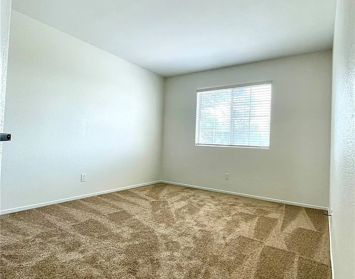 1326 Pine Terrace Ct — Photo 40