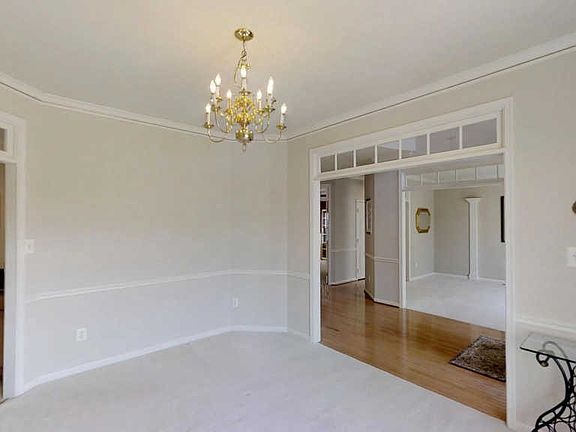5th image of 4773 Sun Orchard Dr