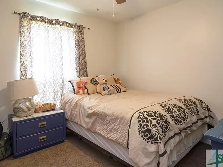 907 Primrose Ln — Photo 19