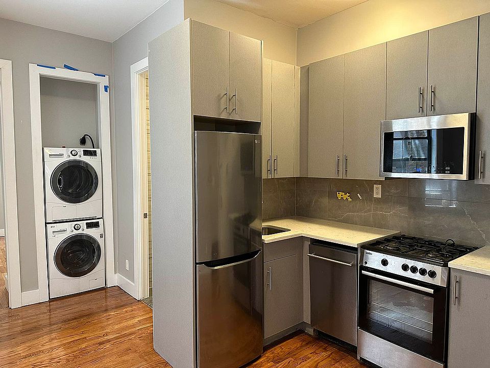 1st image of 102 E 116th St #4