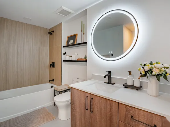 2479 NE 192nd St #300, Miami, FL 33180