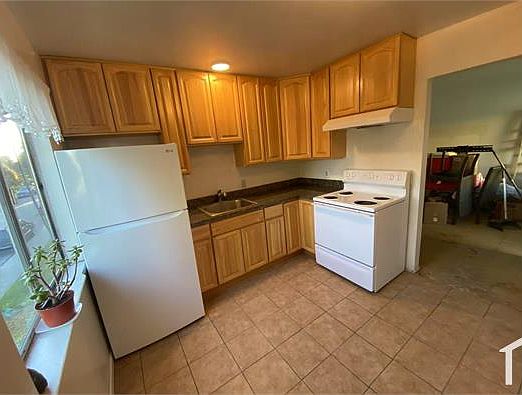 1st image of 2264 Ellena Dr #3