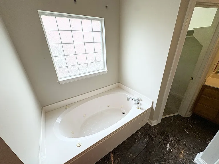 6625 Ascot Dr — Photo 14