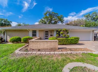 1804 Meadow Lane Ter, Fort Worth, TX 76112