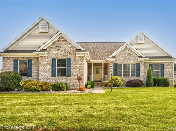 8441 Mapleview Dr, Davison, MI 48423