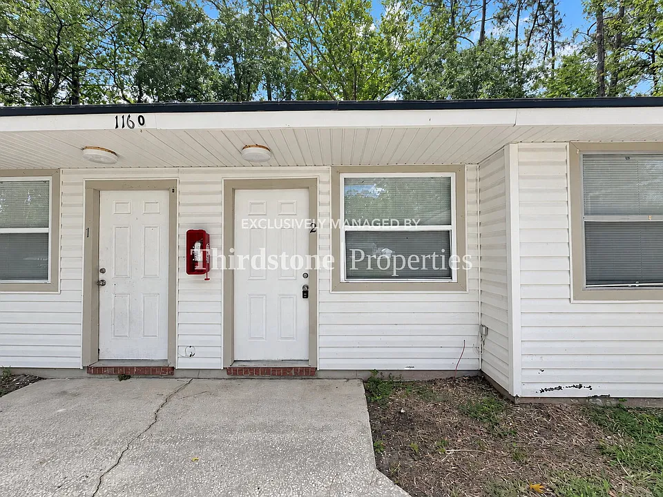 1160 Comanche St #2
