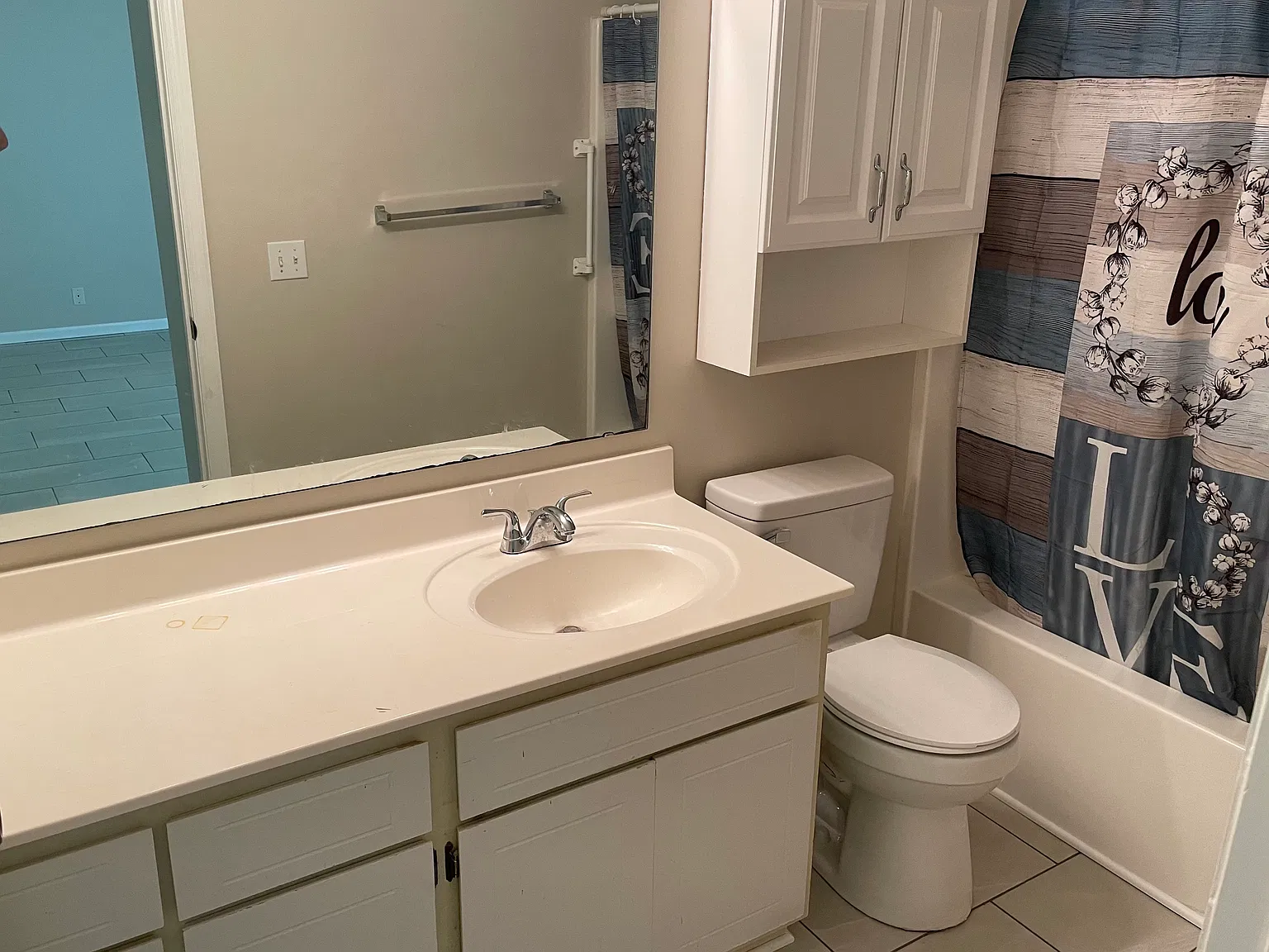 144 E Lakemont Dr — Photo 4