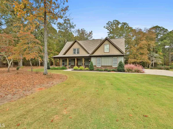 1787 Standing Rock Rd, Senoia, GA 30276